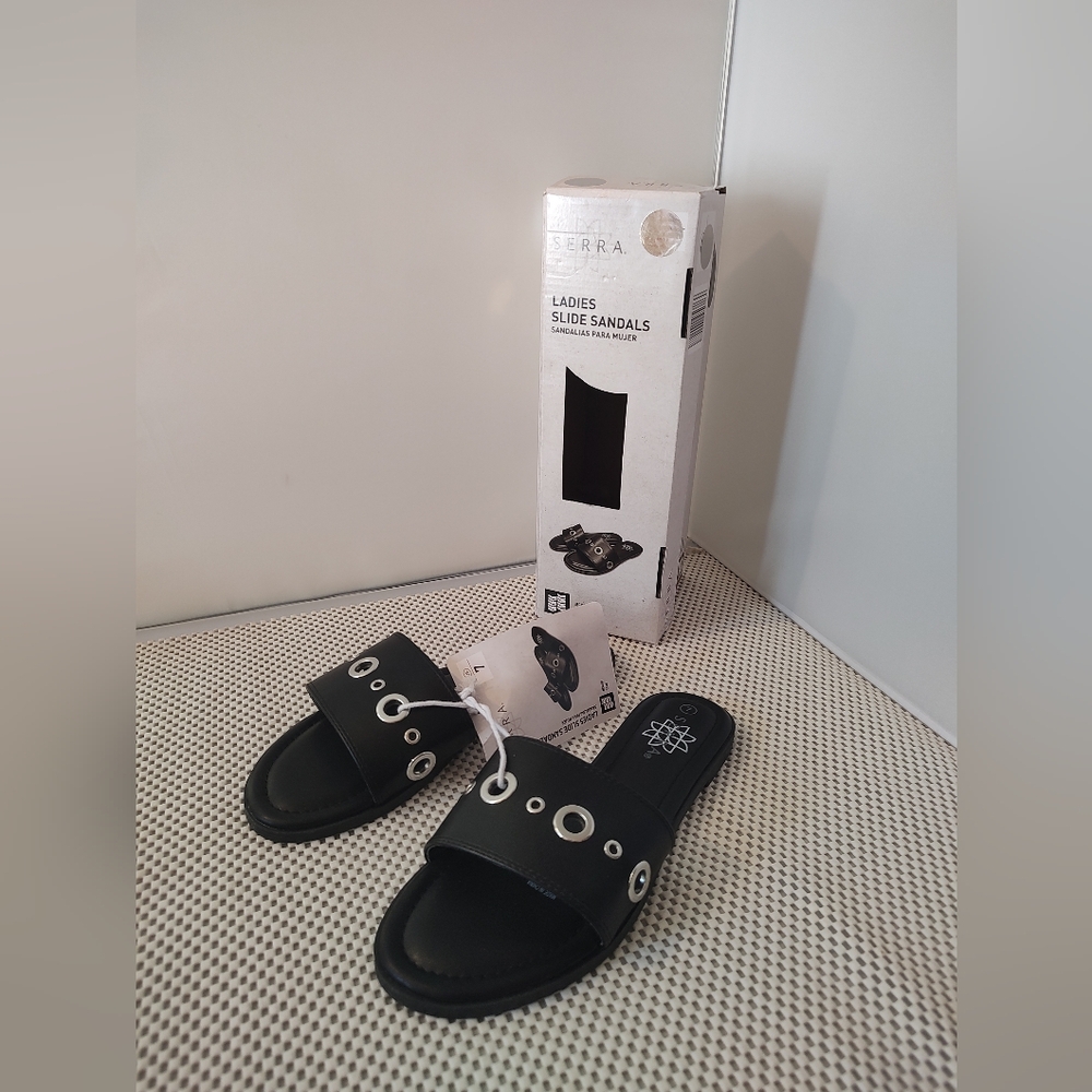 Serra Women's Size 7 Slide Sandals Black with Silver Accents NWT Aldi